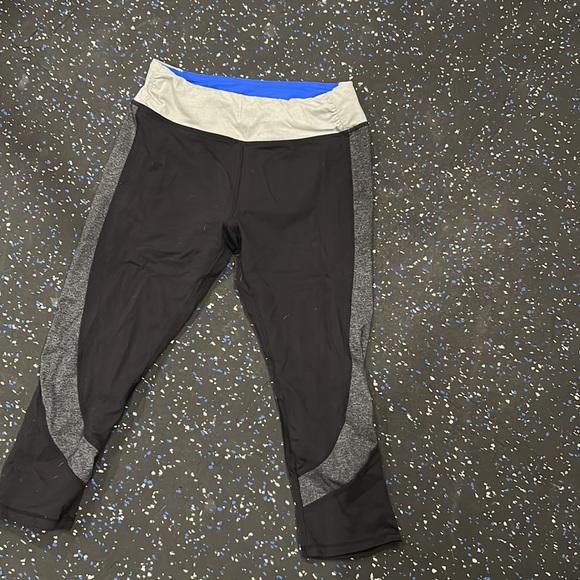 Workout pants - Picture 3 of 3